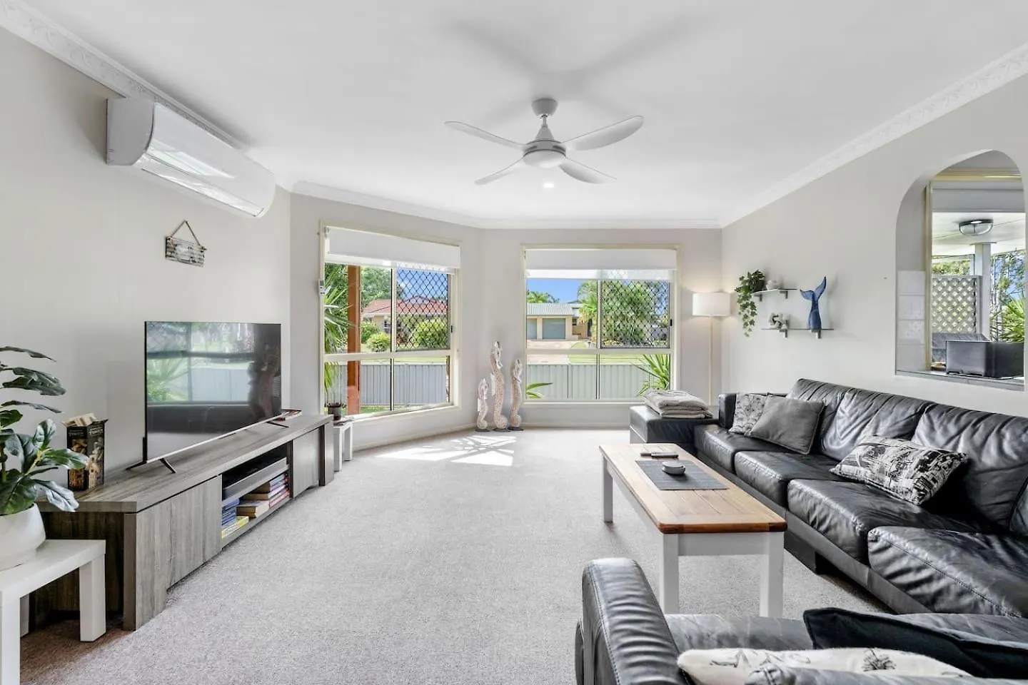 הוילה הרווי ביי 'Wattlebird Lane' Sunny Family-Friendly Abode